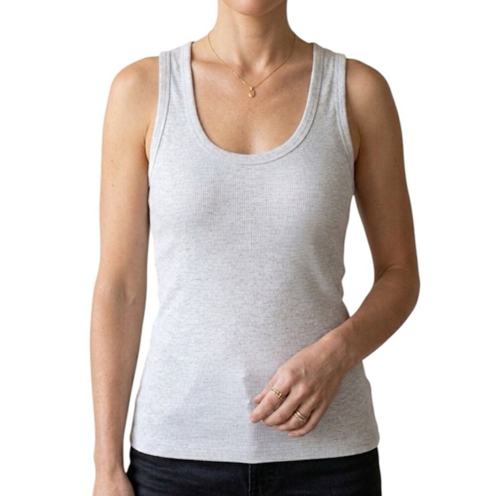 Universal Thread Women's Scoop Ribbed Tank Top in Light Gray